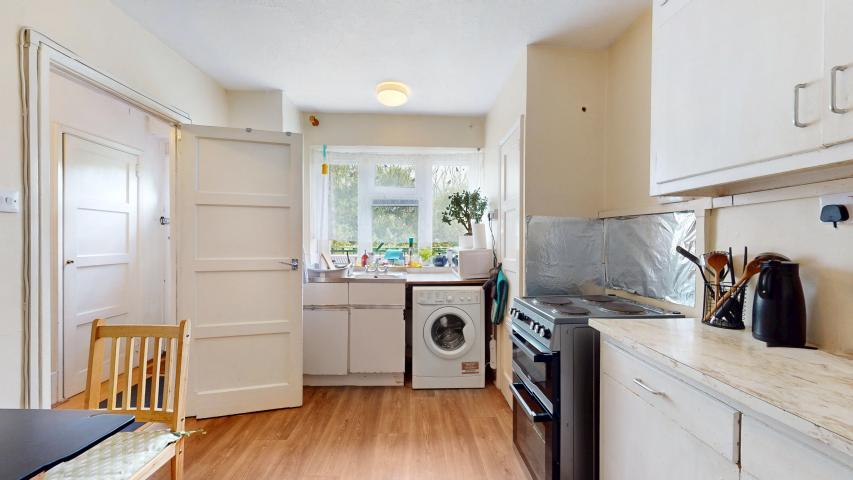 Large two bedroom apartment Broadhurst Gardens, West Hampstead